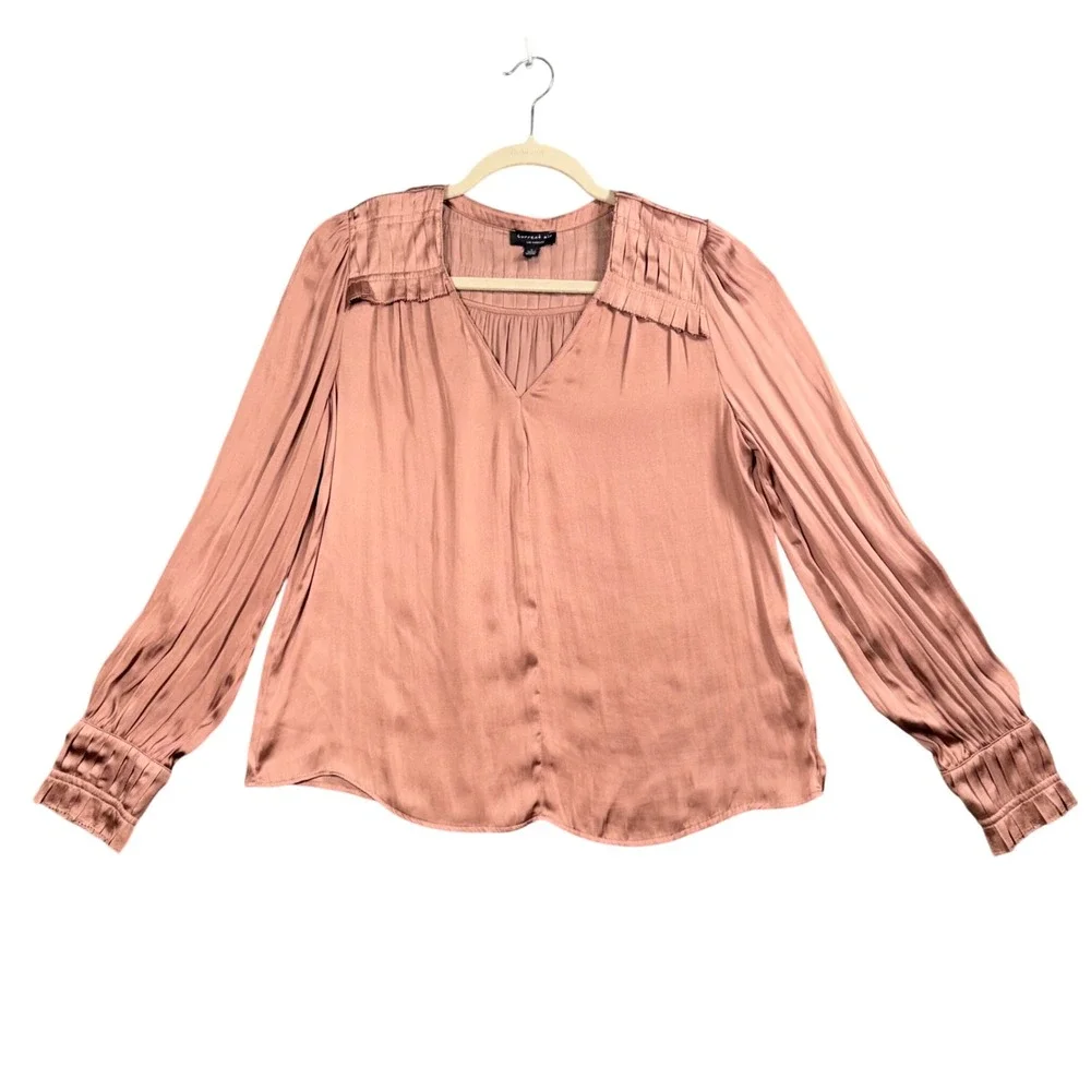 Current Air Satin Blouse Womens S Mauve Pleated V Neck Romantic Long Sleeve Top - Picture 2 of 10